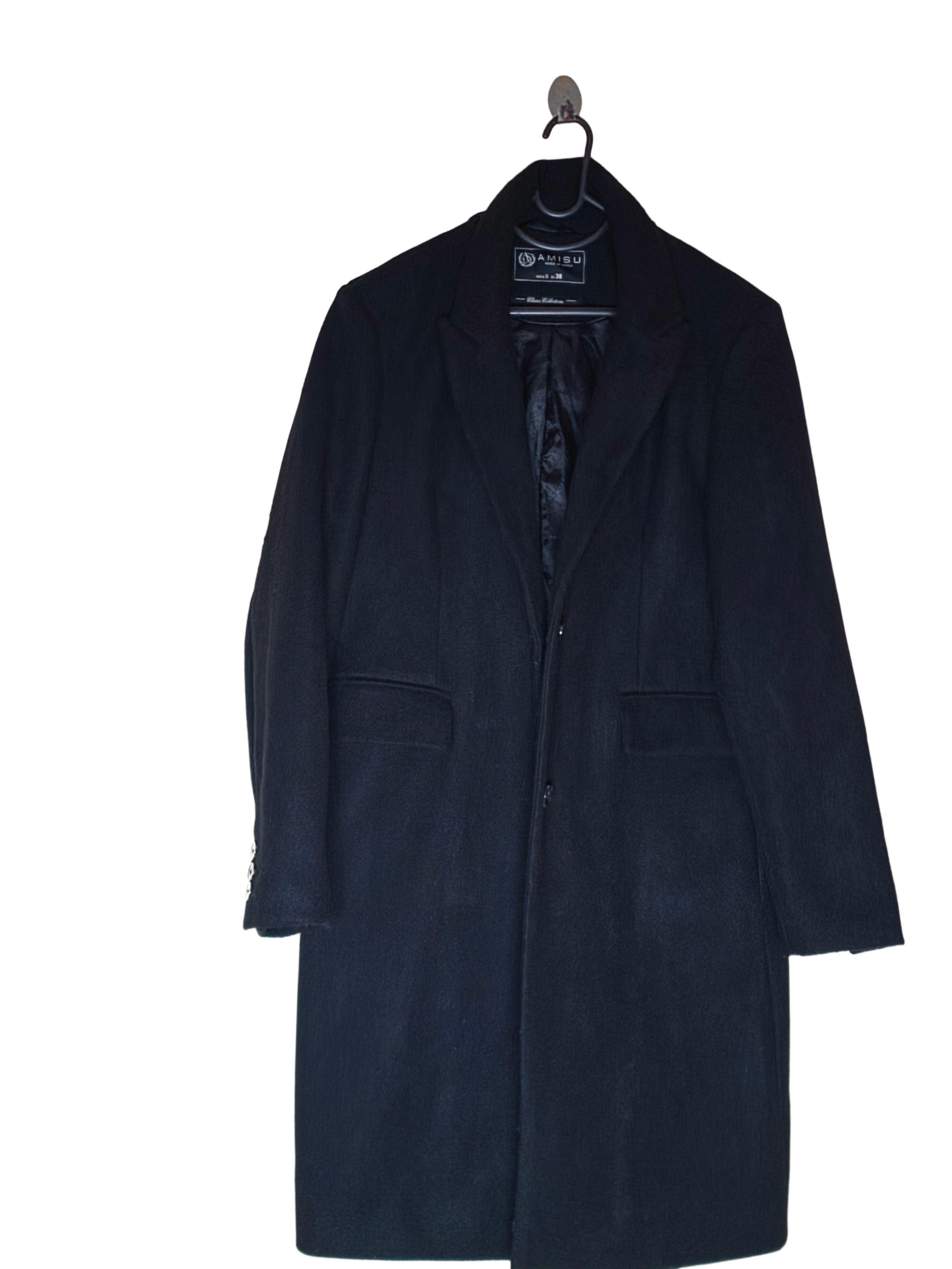 Amisu Black coat